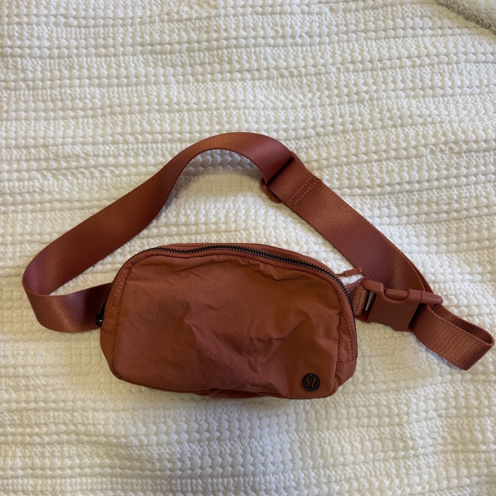 Lululemon Burnt Rose Everywhere Belt Bag